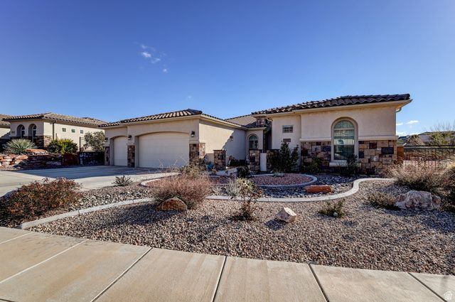 2030 N RESERVE PKWY, Washington, UT 84780