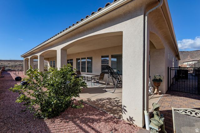 2030 N RESERVE PKWY, Washington, UT 84780