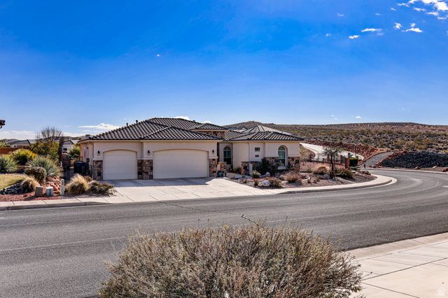 2030 N RESERVE PKWY, Washington, UT 84780