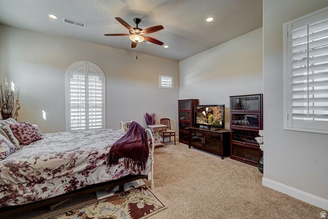 2030 N RESERVE PKWY, Washington, UT 84780