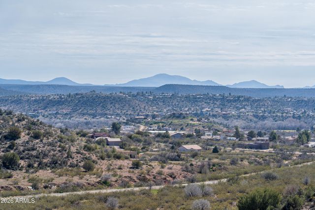 6740 N Canyon Road 141, Rimrock, AZ 86335