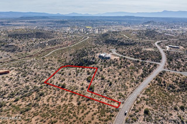 6740 N Canyon Road 141, Rimrock, AZ 86335