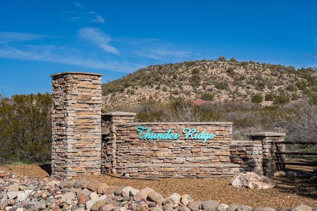 6740 N Canyon Road 141, Rimrock, AZ 86335