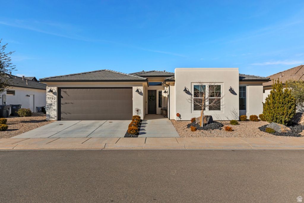 1792 S ROY CT, Washington, UT 84780