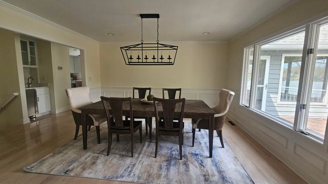 110 Windward DR, Moneta, VA 24121