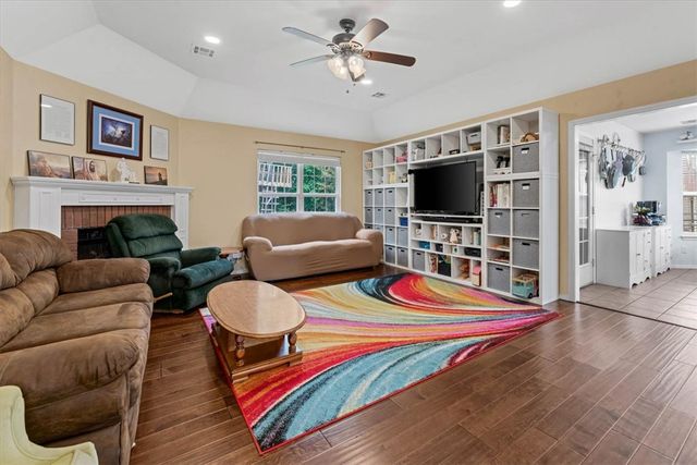 408 Northcrest Avenue, Lowell, AR 72745