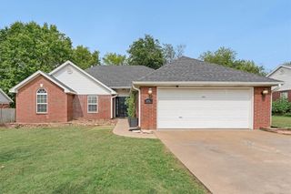 408 Northcrest Avenue, Lowell, AR 72745