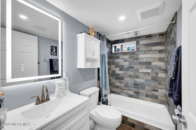 517 Maple Street, Lakehurst, NJ 08733