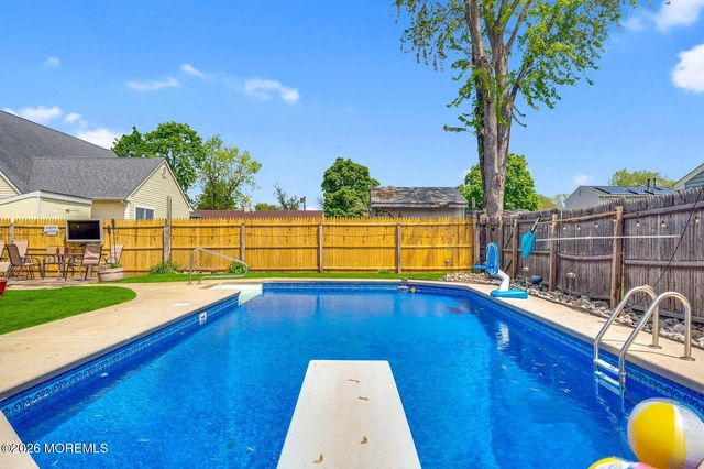 517 Maple Street, Lakehurst, NJ 08733