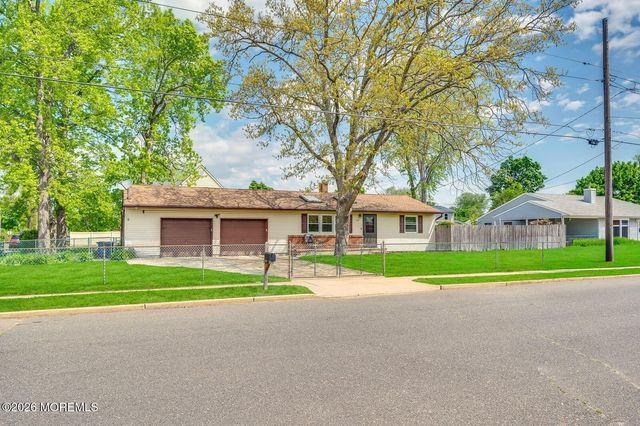 517 Maple Street, Lakehurst, NJ 08733