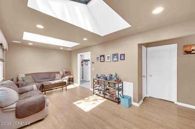 517 Maple Street, Lakehurst, NJ 08733