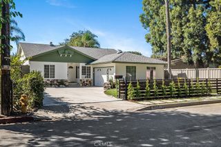 5725 Rhodes Avenue, Valley Village, CA 91607