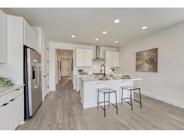 275 Vista Cliff Cir, Castle Rock, CO 80104