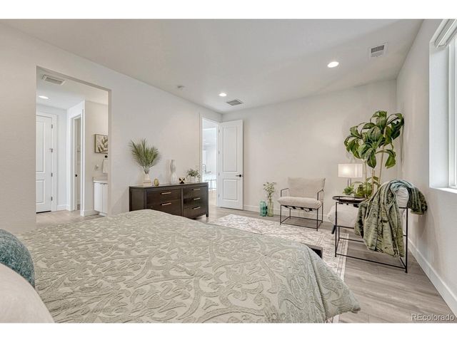 275 Vista Cliff Cir, Castle Rock, CO 80104