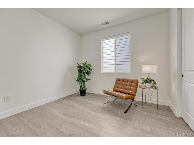 275 Vista Cliff Cir, Castle Rock, CO 80104