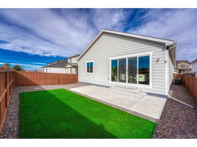 275 Vista Cliff Cir, Castle Rock, CO 80104