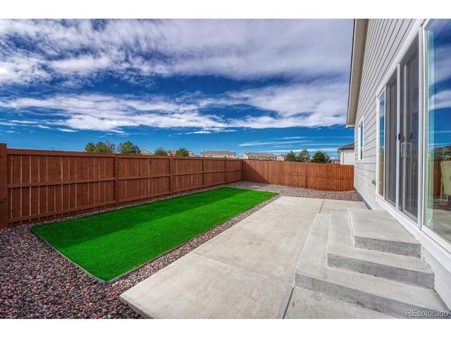275 Vista Cliff Cir, Castle Rock, CO 80104