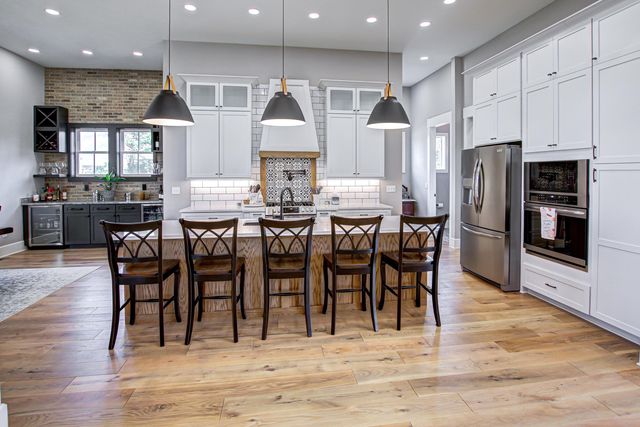 986 Lale Point, Delaware, OH 43015