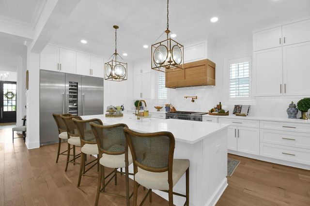 986 Lale Point, Delaware, OH 43015