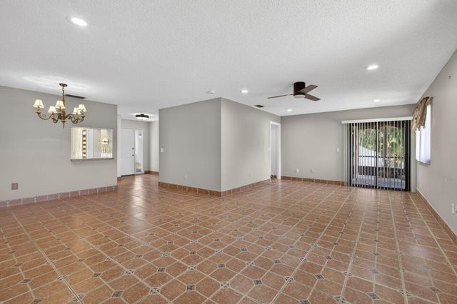67 Macadamia Court, Royal Palm Beach, FL 33411
