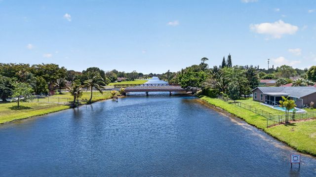 67 Macadamia Court, Royal Palm Beach, FL 33411