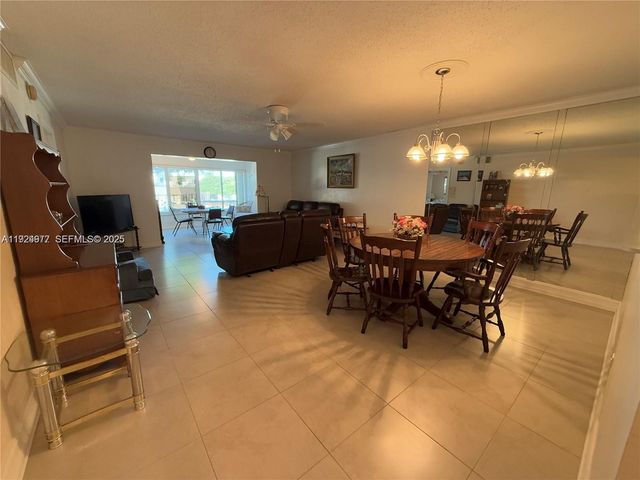 4270 NW 40th Street 202, Lauderdale Lakes, FL 33319