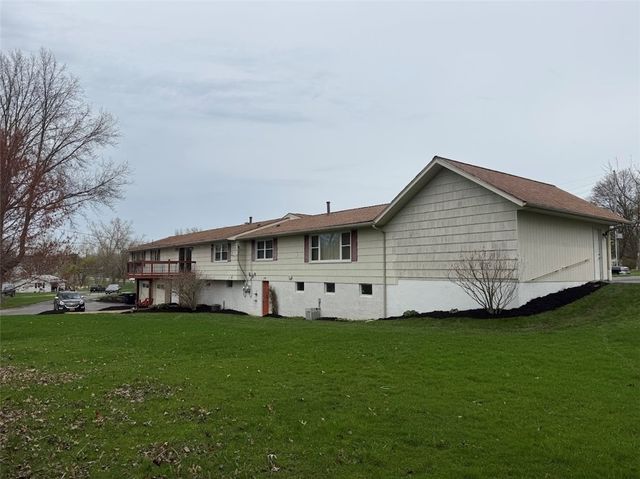 1063-1065 Bay Road, Webster, NY 14580