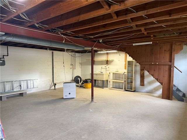 1063-1065 Bay Road, Webster, NY 14580