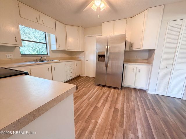 7023 SHINDLER Drive, Jacksonville, FL 32222