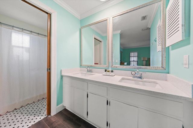 521 MERAVAN DRIVE, Palm Harbor, FL 34683