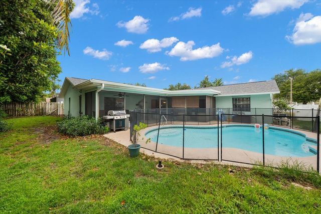 521 MERAVAN DRIVE, Palm Harbor, FL 34683