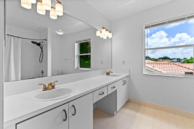 5705 Descartes Circle, Boynton Beach, FL 33472