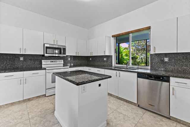 5705 Descartes Circle, Boynton Beach, FL 33472
