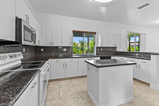 5705 Descartes Circle, Boynton Beach, FL 33472