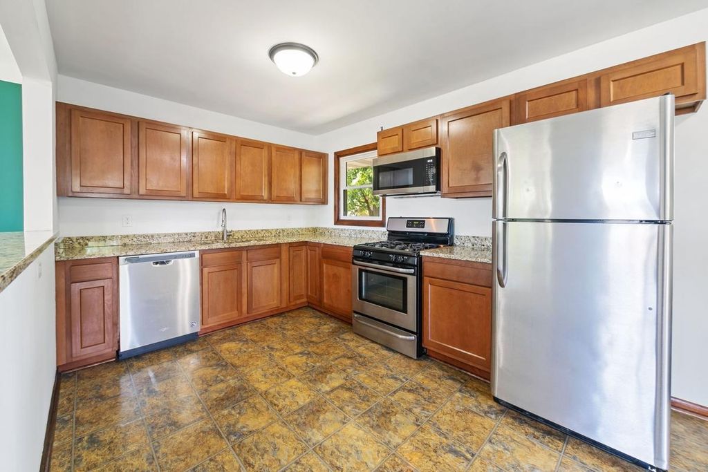 2727 Woodbridge Street, Roseville, MN 55113 — photo 4