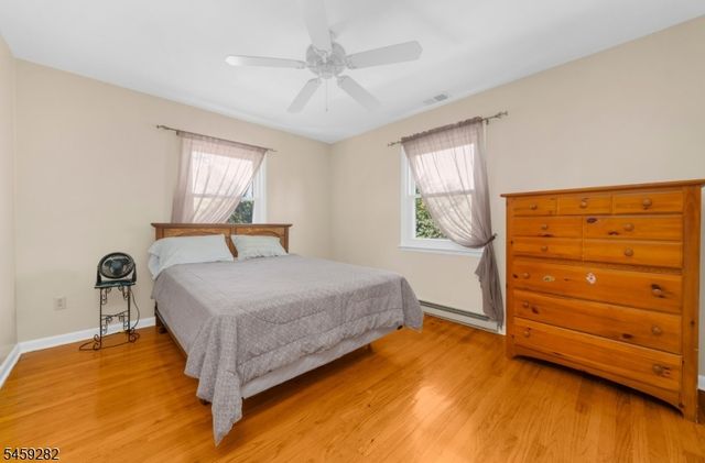 17 Ridge Rd, Raritan Twp., NJ 08822