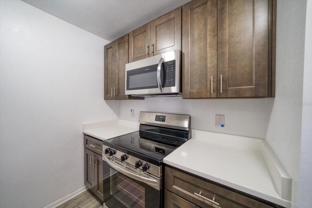8693 BARDMOOR BOULEVARD 205, Seminole, FL 33777