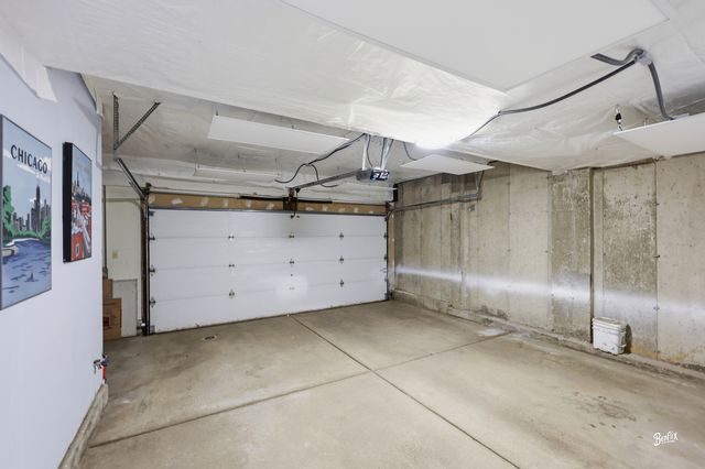 537 W Parkside Drive, Palatine, IL 60067