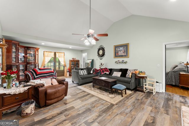 918 Old Pendergrass Road, Jefferson, GA 30549