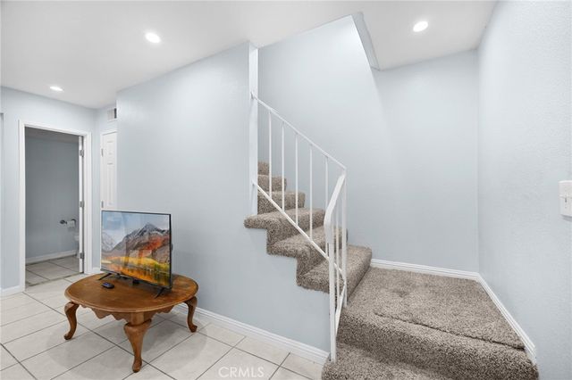 4524 Jamestown, Yorba Linda, CA 92886