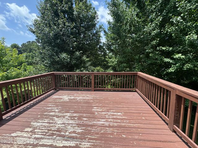 111 Highland Ave, Vine Grove, KY 40175