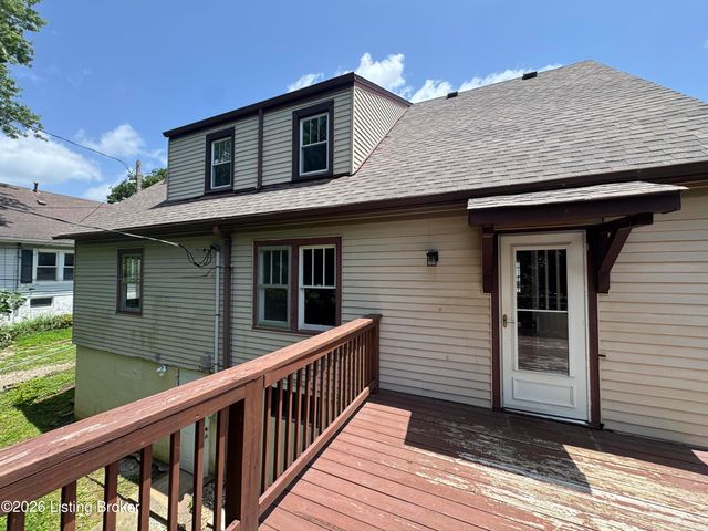 111 Highland Ave, Vine Grove, KY 40175