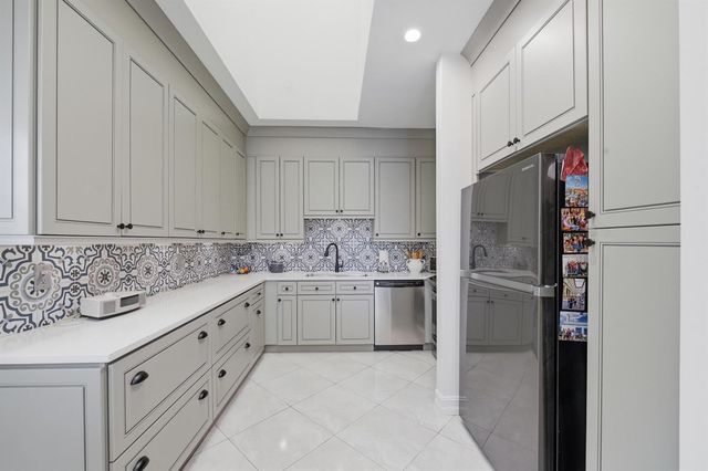 47 N Lakeshore Drive, Hypoluxo, FL 33462