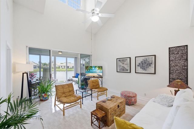 47 N Lakeshore Drive, Hypoluxo, FL 33462