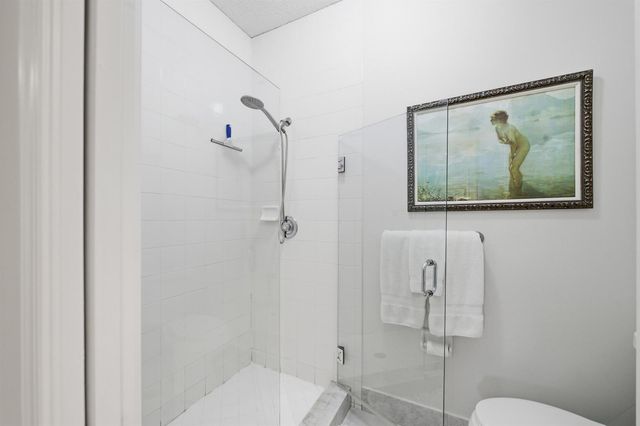 47 N Lakeshore Drive, Hypoluxo, FL 33462