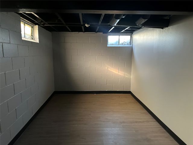 2113 E 21st Street, Des Moines, IA 50317