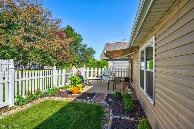 1474 Hollow Wood Lane, Avon, OH 44011