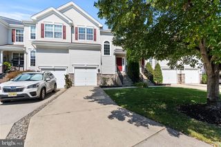 1091 BUCKINGHAM DR, West Deptford, NJ 08086