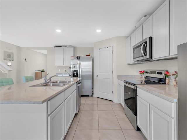 16767 SUNBURST LAKE STREET, Wimauma, FL 33598