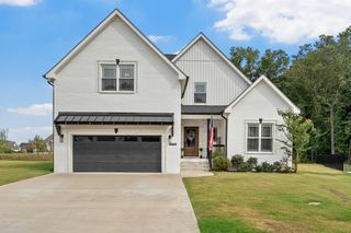 1205 Chagford Dr, Clarksville, TN 37043